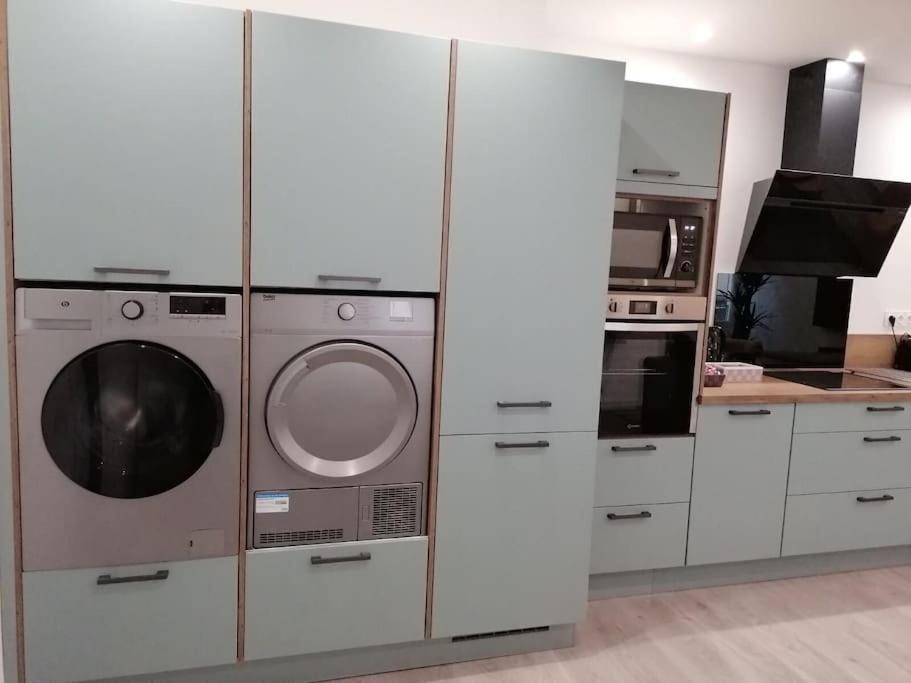L'Harmonie 72M2 - 2 Chambres Parentales - Rue De La Halle - Hyper Centre ルルド エクステリア 写真